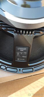 Predám 2ks RCF LF18X401 - 7