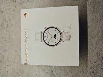 Huawei Watch GT 4 41 mm White Leather Strap nepoužité - 7