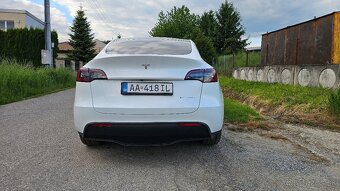 Tesla Model Y SUV 378kw Long Range 99 900km, dual motor 4x4 - 7
