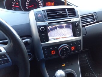 Toyota Verso D.4-D 91kW - 7