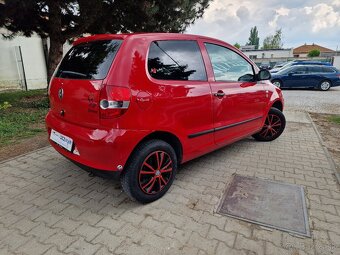 Volkswagen Fox 1.2i M5 55k (benzín) - 7