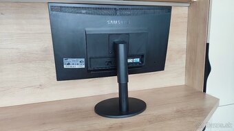 Monitor 24" Samsung SyncMaster B2440L – super stav - 7