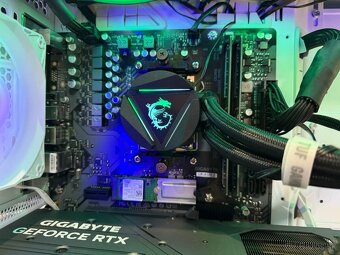 Herný počítač Ryzen 5 7500F / 32GB RAM / RTX 4060 / 512G SSD - 7