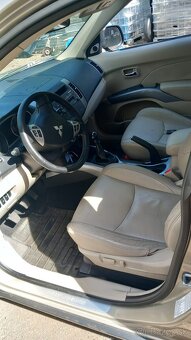 Mitsubishi Out II 2,0 TD, 103kW ,BSI,man. r.v.2008 - 7