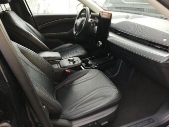 FORD MUSTANG MACH-E 76kWh 2023 odpočet DPH - 7