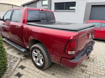 Dodge Ram 5.7 HEMI Laramie lehce bourany LIFT - 7
