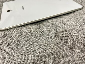 Sasmung Galaxy Tab S4 (plne funkčný) Super stav - 7