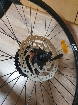 Nové zadné koleso z bicykla "ROMET Mustang M7.1" - 27,5" - 7