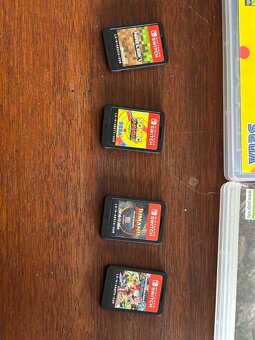 Nintendo Switch + 4 hry - 7