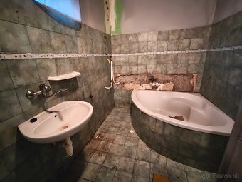 ID: 501 NA PREDAJ: PRIESTRANNÝ RODINNÝ DOM S ZÁHRADOU V STRE - 7