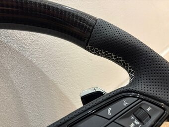 AUDI KARBON ŠPORTOVÝ PERFOROVANÝ ZKOSENY VOLANT - 7