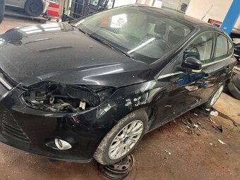 Rozpredám na diely Ford Focus mk3 HB combi - 7
