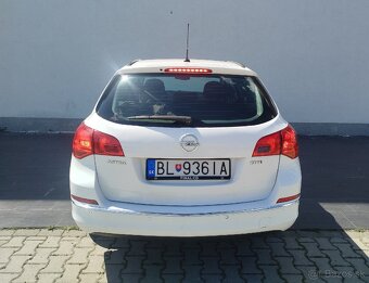 Opel Astra J 1.7 CDTI - 7