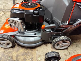 Kosačka Husqvarna - 7