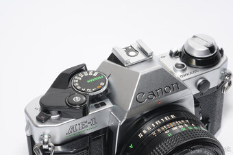 Canon AE1 Program, Canon FDn 50mm, blesk METZ - stav. EXC+ - 7