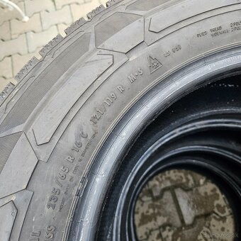 235/65 r16c Continental - 7