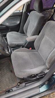 Honda Civic 1.5 vtec econom automat ,rozpredám na diely - 7