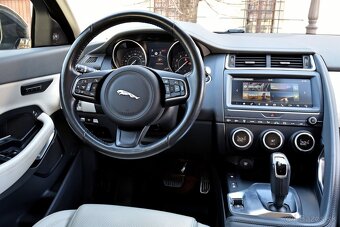 Predám Jaguar E-Pace 2.0 I4 249k SE AWD A/T - 7