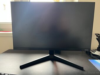 Predam PC set s monitorom Samsung 24” - 7