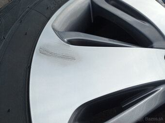 5x114,3 Hyundai Santa Fe 7Jx18 ET41 č. 52910-2B485 alu disky - 7
