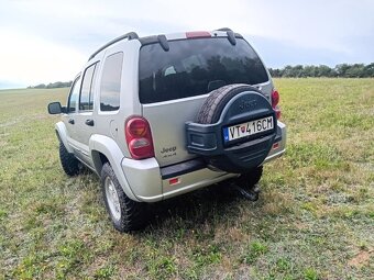 Predám Jeep Cherokee KJ - 7