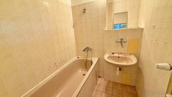 Na predaj 2 izb. byt v Komárne, ul. Vnútorná Okružná - 7