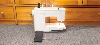 Predám šijací stroj Brother VX-860+príslušenstvo - 7