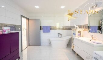 Predaj exkluzívnej rodinnej vily: Luxus a súkromie v srdci p - 7