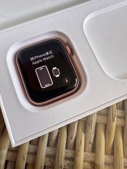 Apple Watch series 6 40mm - 7