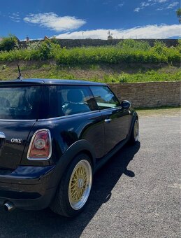 Mini Cooper One - 7