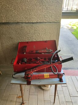 Hydraulika na rovnanie karosérii - 7