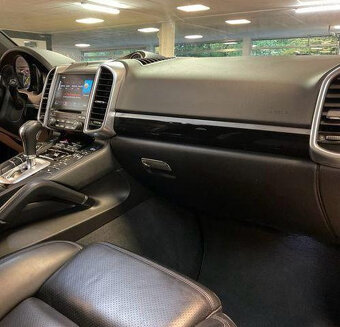 Porsche Cayenne II Platinum Edition Facelift 3.0 SK ŠPZ, jaz - 7