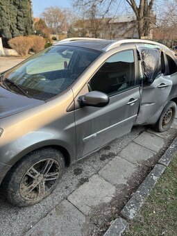 Renault Clio - 7