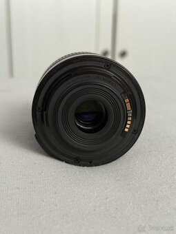 Canon EOS 2000D + 18–55mm + 2 batérie + SD karta – ako nový - 7
