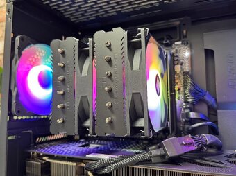 Ryzen 7 7700X\32GB\RTX 4070S\SSD\850W Zdroj - 7