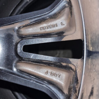 NISSAN disky 5x114.3 R18 7J ET40 - 7
