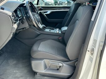 Volkswagen Touareg 3.0 TDi V6 4Motion Tiptronic - 7