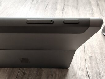 Predám notebook Microsoft Surface GO 3 v záruke - 7