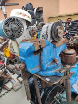 Náhradné diely - 7