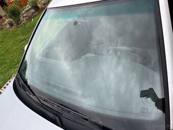 Predám čelné sklá do leon1, golf 5 passat B6, škoda octavia2 - 7