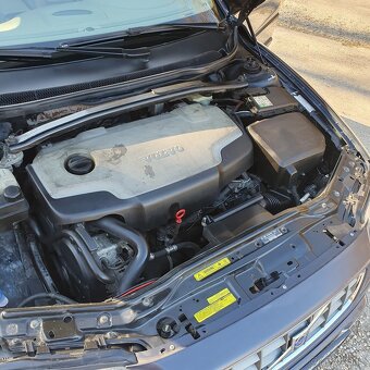 Volvo XC70 136kw D5 4x4 - 7