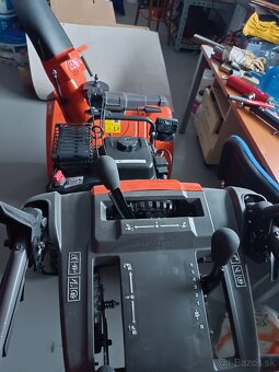 Profi fréza Husgvarna ST330 Opava - 7