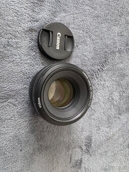 Canon 250D - 18-55MM + 50MM 1.4F - 7