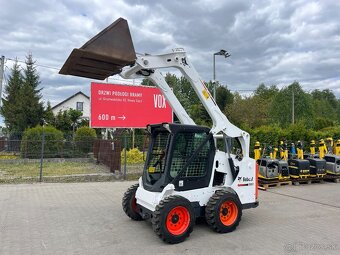 Nakladač smykovy Bobcat S530, nové pneumatiky, UNC, CAT, - 7