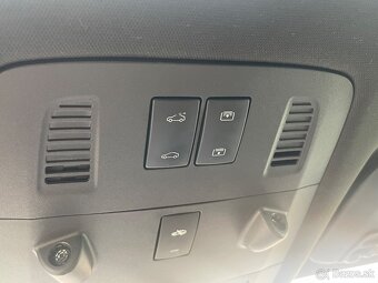 Predám Opel Insignia 2,0 CDTI biturbo 4x4 - 7