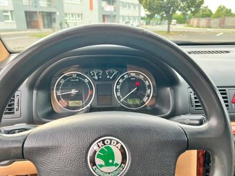 Škoda octavia 1.9 TDI 81 kW Laurin & klement - 7