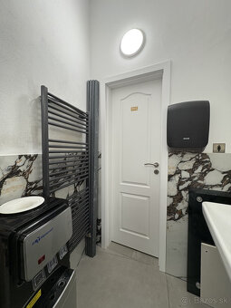 PREDAJ historického priestoru v srdci Trnavy - 7