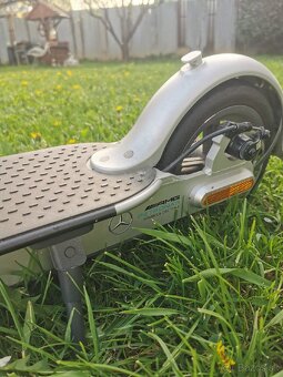 Elektrická koloběžka xiaomi pro 2 Mercedes F1 team edition - 7