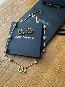 Nová nenosena sada náušníc a nahrdelnika D&G - 7