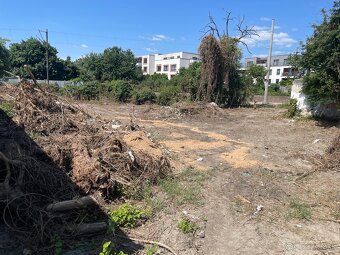 Pozemok 330m2 v Ružinove - 7